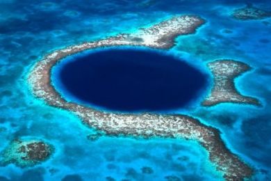 ベリーズ　世界遺産ブルーホール満喫　７日間